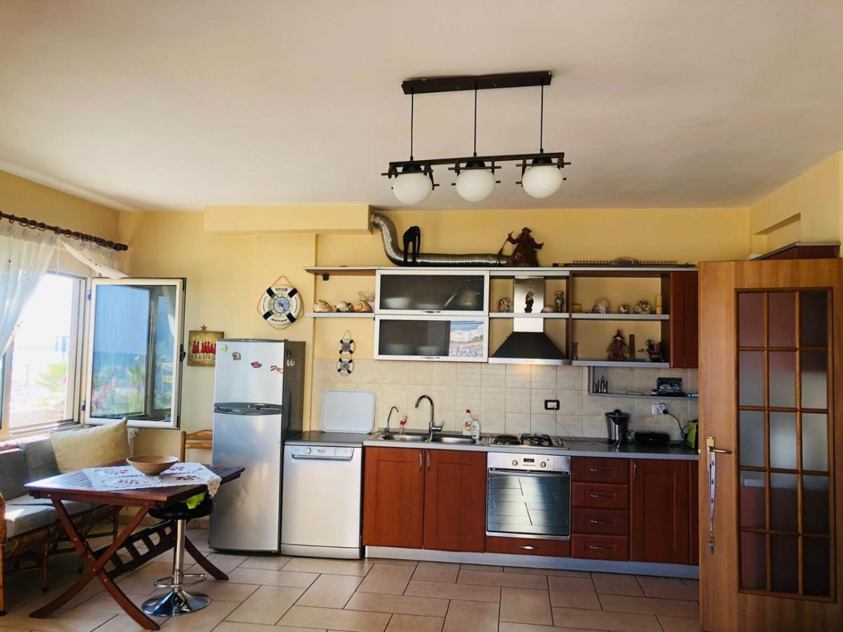 Teuta Apartment Durrës Eksteriør bilde